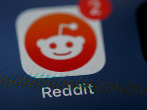 Reddit is the best site for social media because it builds community right