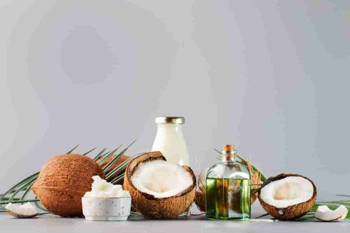 How Coconut Oil And Baking Soda Work? Everything You Need To Know