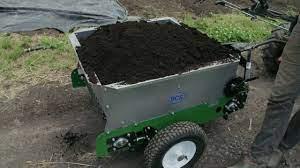 A Fantastic Guide to Compost Spreader